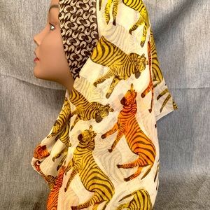 NEW Infinity Scarf in beautiful colors.